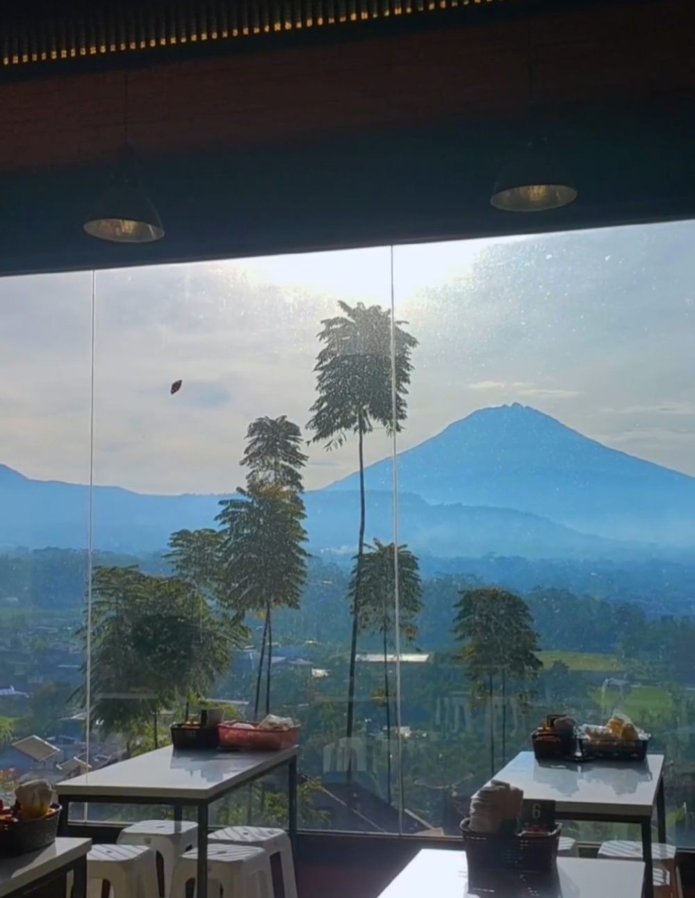 Info Lontong Tetel Tempat Sarapan dengan View Gunung di Kota Wonosobo