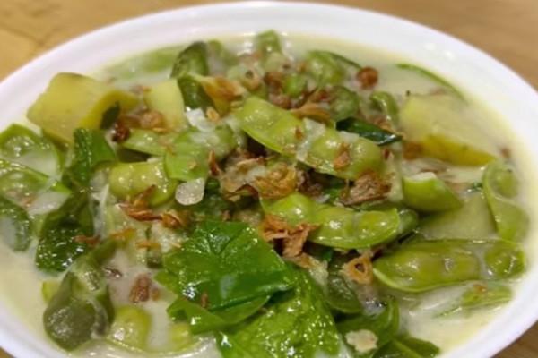 Resep Sayur Lodeh Koro Klentis, Kuahnya Menyegarkan!