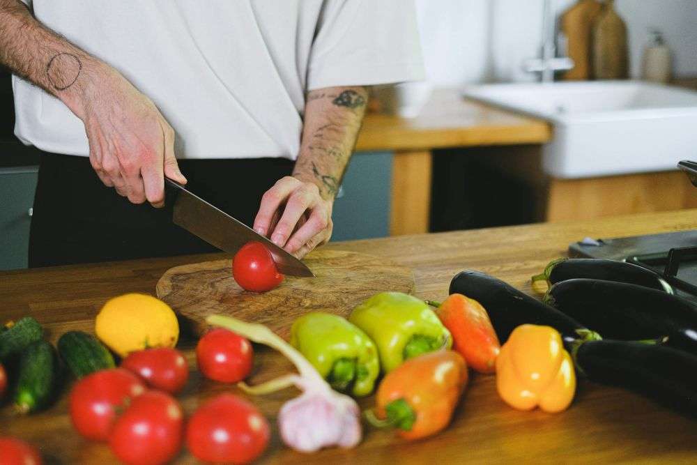 12 Manfaat Makan Tomat, Dirasakan Kulit Hingga Jantung