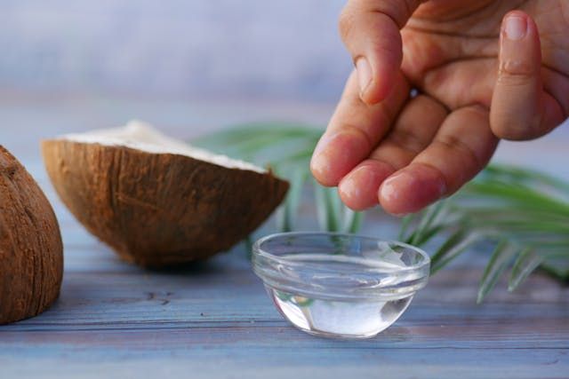 8 Obat Biang Keringat Alami, Mudah Ditemukan!