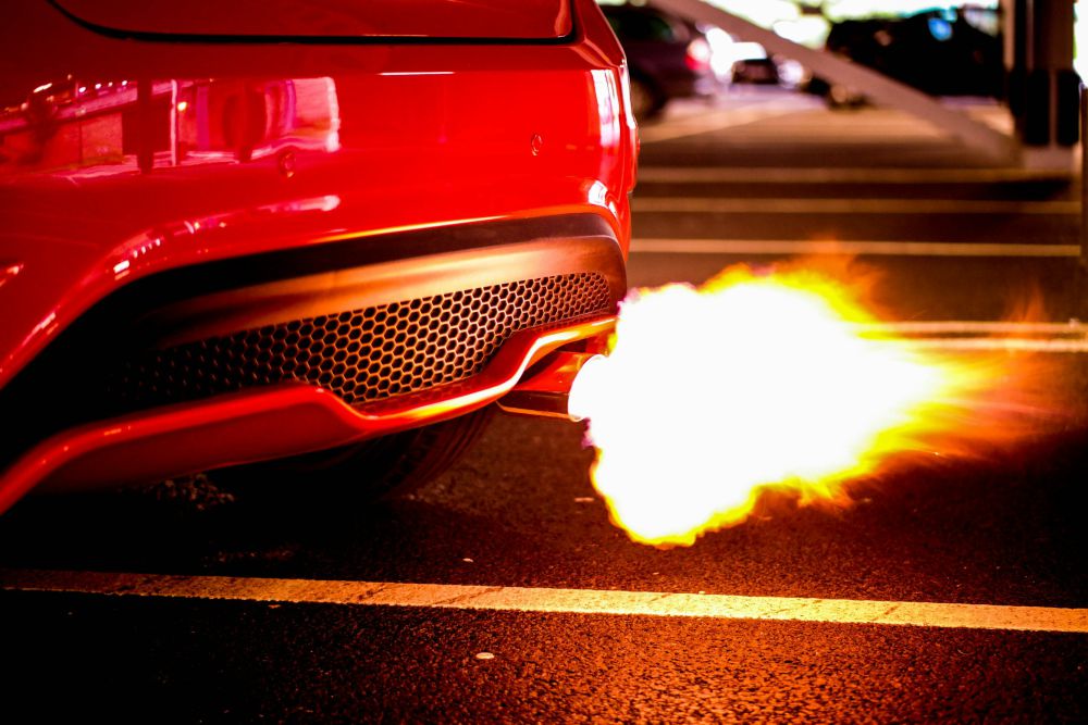 4 Tips Aman Membeli Knalpot Mobil