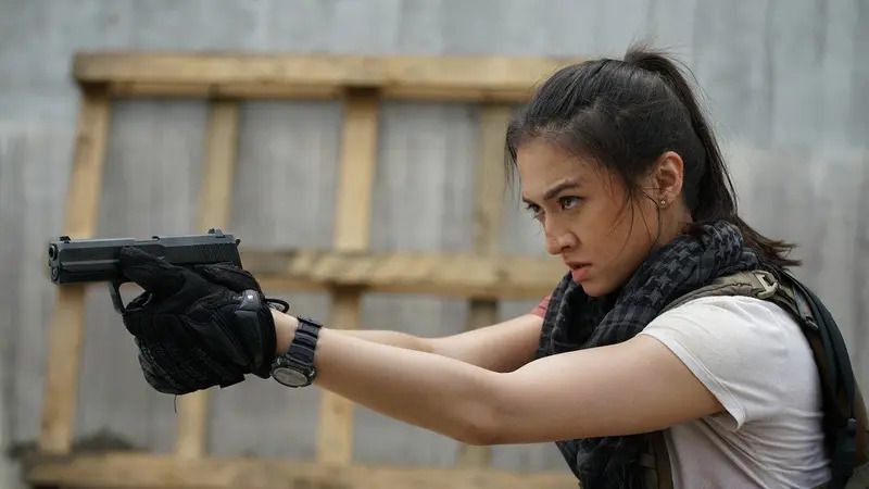 8 Rekomendasi Film Raline Shah Selain 5 cm, Ada Genre Action!