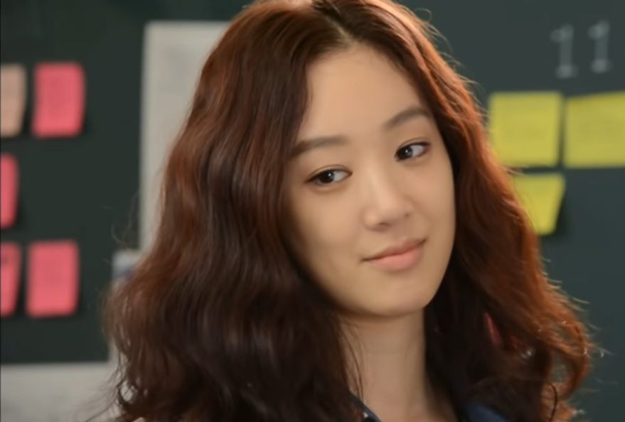 7 Professions Played By Jung Ryeo Won In Drakor, Most Recently Being A Teacher