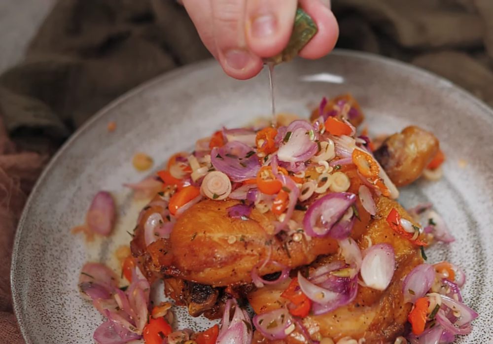 Resep Ayam Goreng Sambal Matah, Enaknya Bikin Nendang