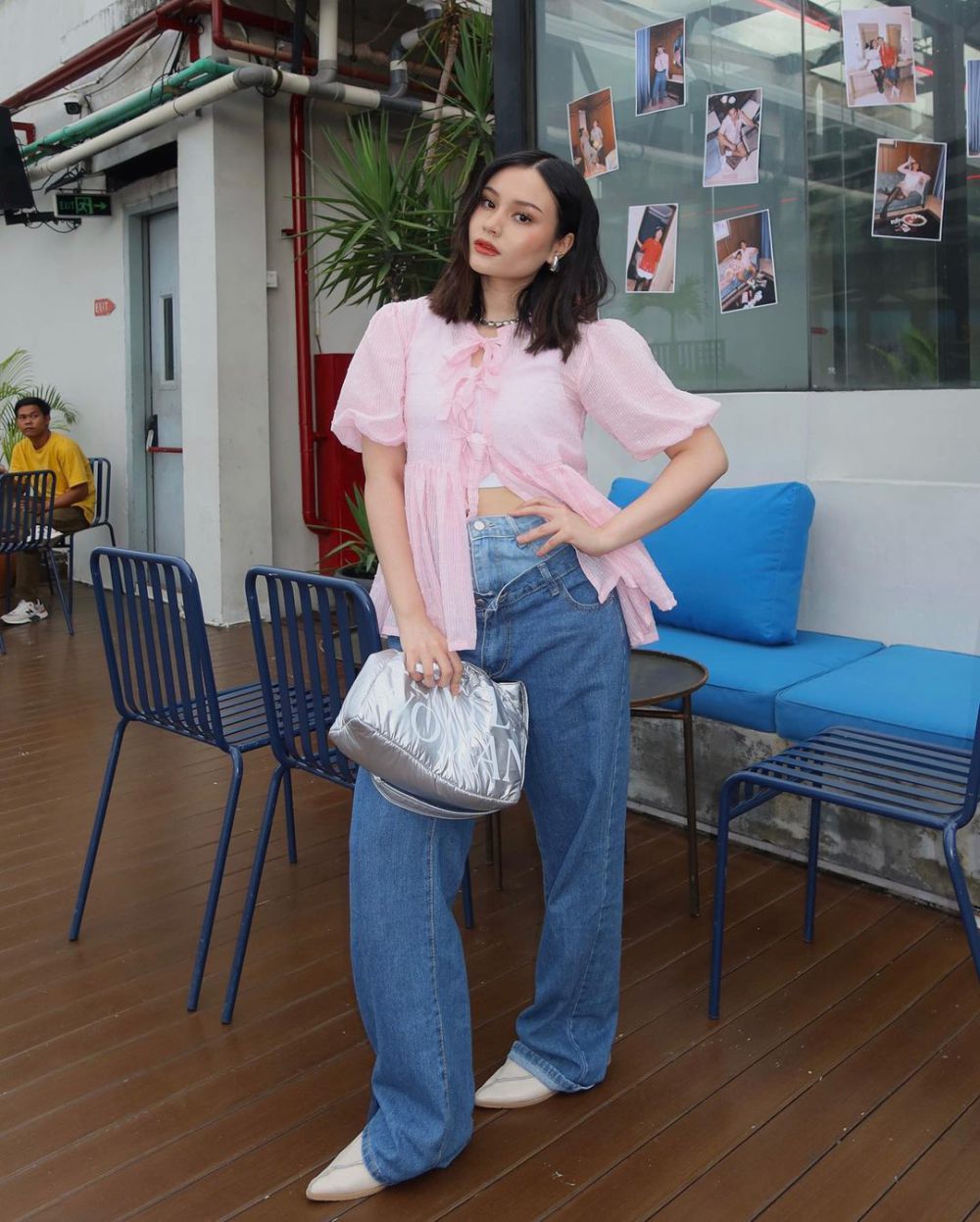 9 Inspirasi Outfit Y2K Style ala Adifa Nadira, Hits Abis!