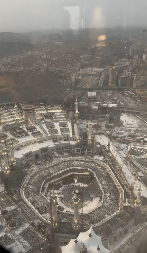 7 Potret Kamar Hotel Citra Kirana saat Berhaji, View Ka'bah!
