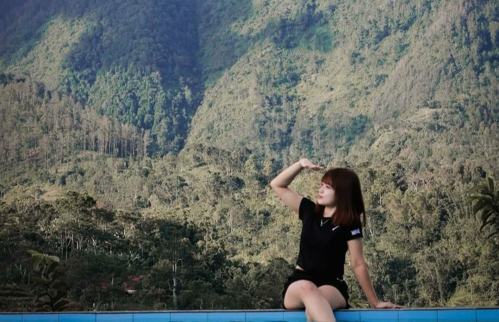 Pesona Soko Langit Wonogiri, Sensasi Berenang dengan View pegunungan