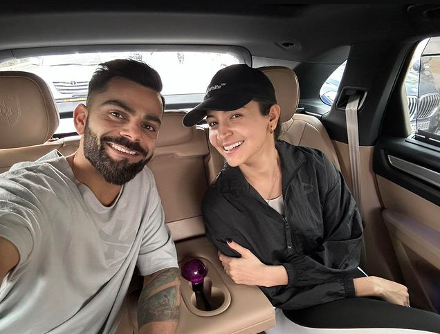 10 Potret Bukti Bucinnya Virat Kohli Pada Anushka Sharma