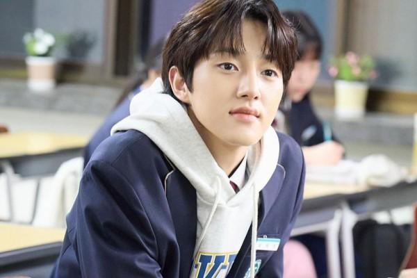 4 Sisi Mencurigakan Choi Se Kyung di High School Return of a