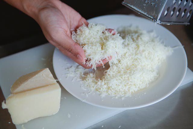 Resep Bolu Keju Castella Cake Rice Cooker, Anak Kos Bisa Bikin