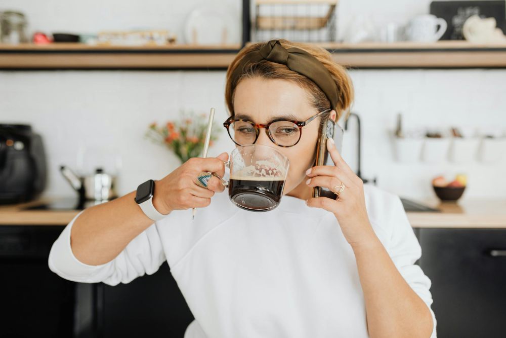5 Cara Sehat Minum Kopi di Pagi Hari, No Sugar!