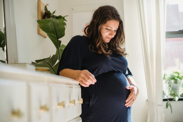 5 Tips Mengelola Stres Selama Masa Kehamilan, Kunci Calon Bayi Sehat