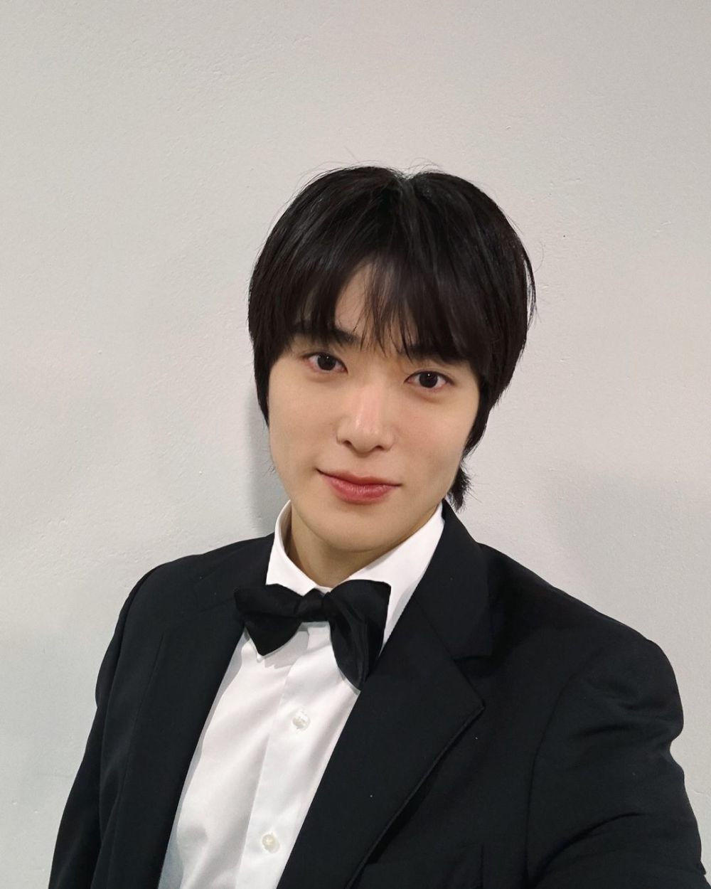 7 Potret Jaehyun NCT di BIFAN 2024, Debut Jadi Aktor Layar Lebar 