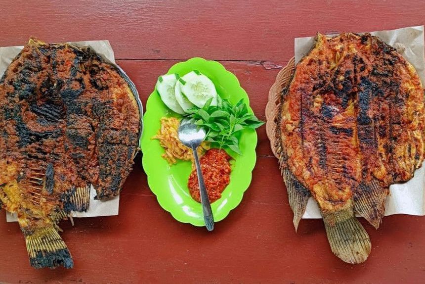 10 Rekomendasi Tempat Makan Ikan Bakar Terenak di Sidoarjo