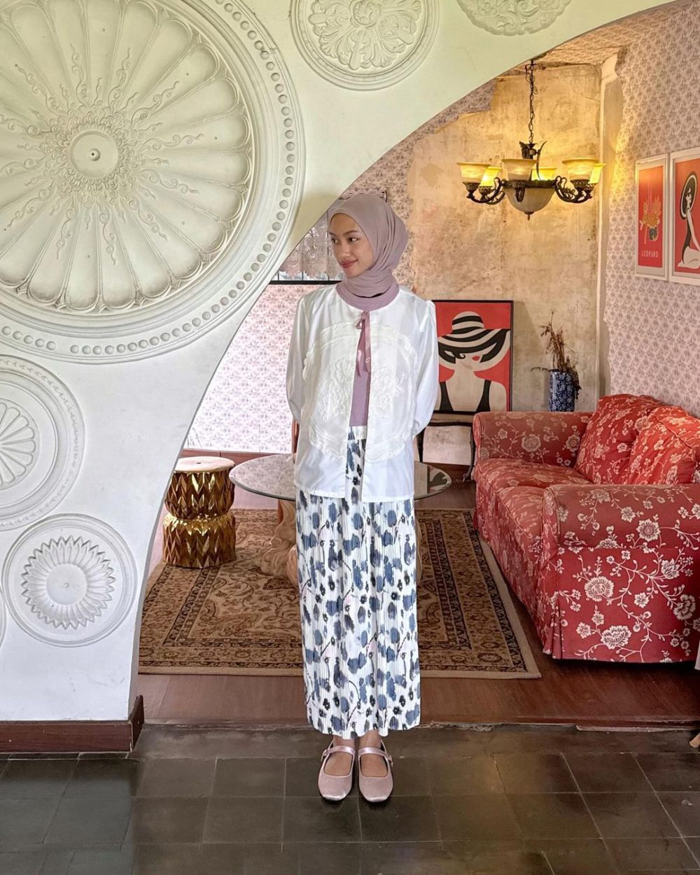 7 Padu Padan Skirt Pattern ala Kana Zahra, Cocok buat Jalan-Jalan!