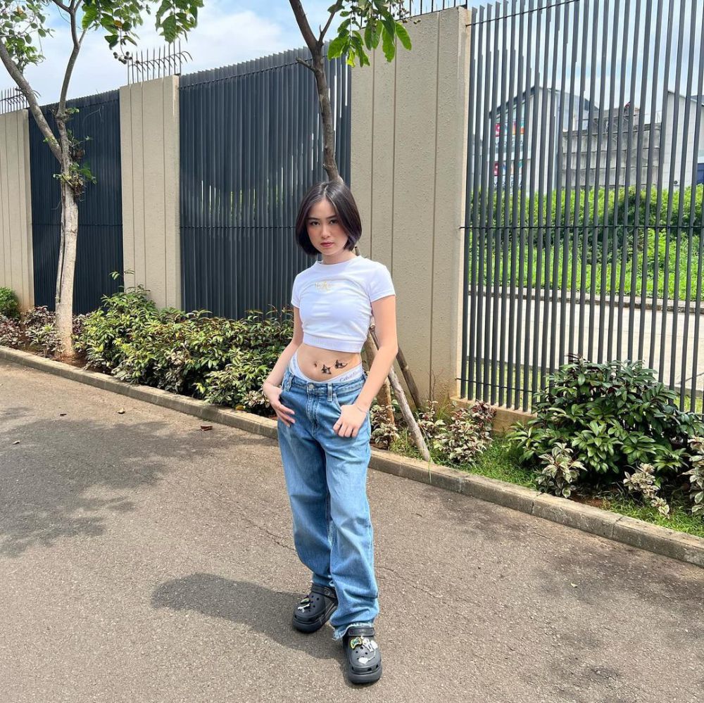 8 Ide OOTD Michelle Christo, Didominasi Gaya Boyish