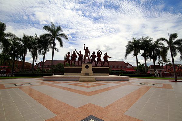 6 Destinasi Wisata Sejarah di Blitar, Ada Makam hingga Candi 