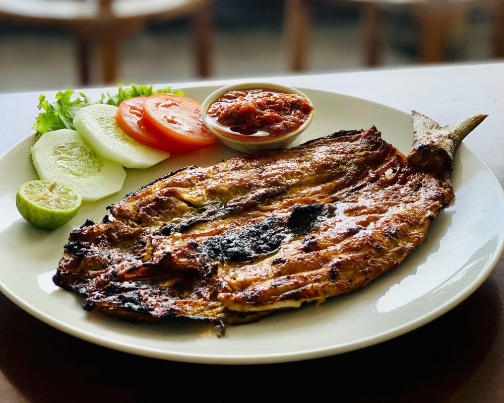 10 Rekomendasi Tempat Makan Ikan Bakar Terenak di Sidoarjo