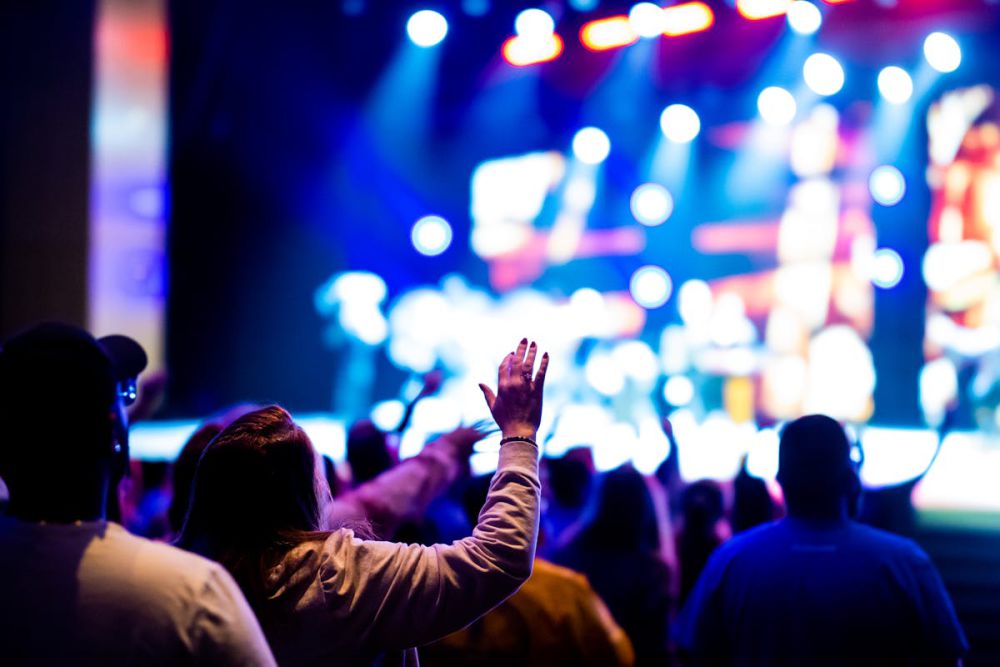 9 Istilah di Konser Musik, dari FOH hingga Restricted View