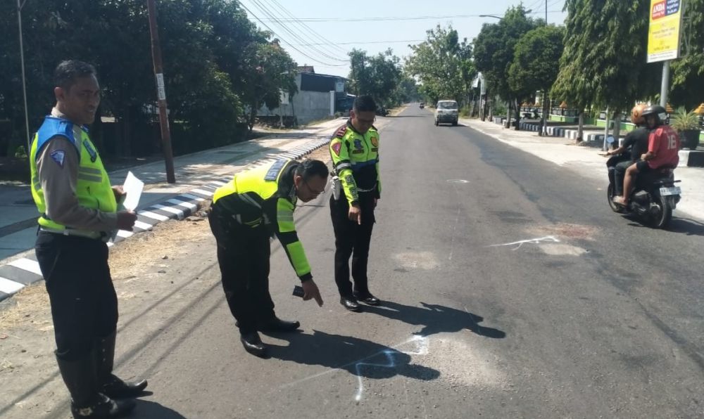 Terlibat Tabrakan Beruntun di Magetan, 2 Orang Warga Ngawi Tewas