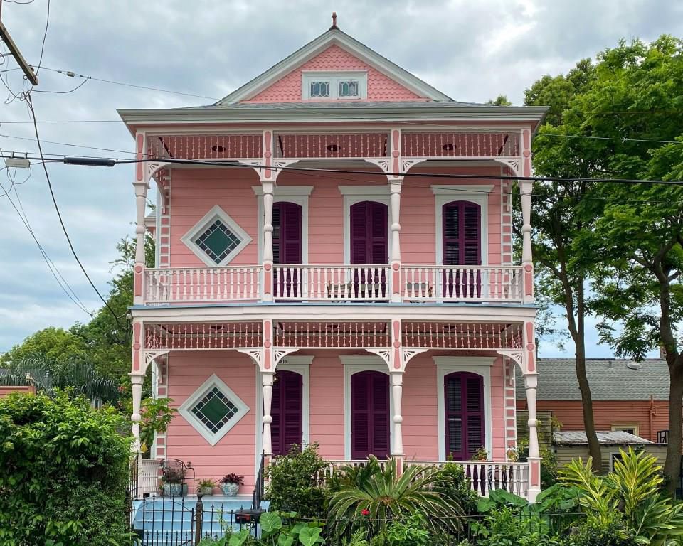 10 Pilihan Warna Pastel untuk Eksterior Rumah, Menawan!