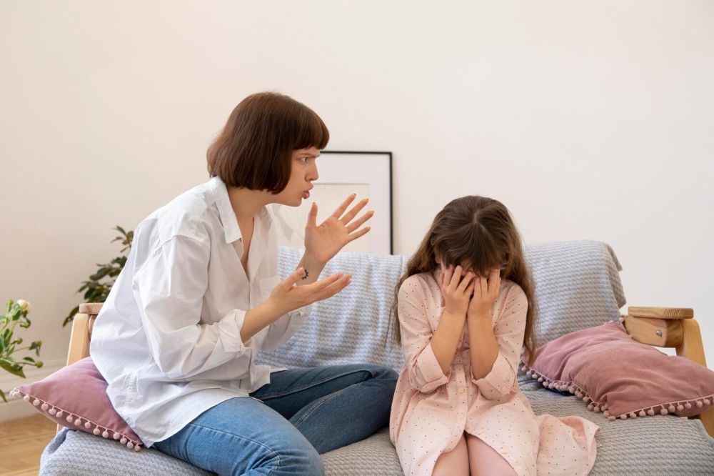 6 Sikap Orangtua yang Gak Boleh Ditunjukkan Saat Anak Gagal di Ujian