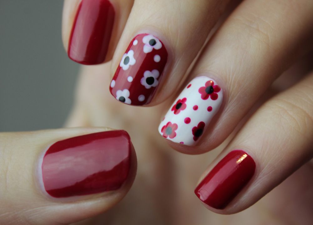 5 Studio Nail Art di Kediri, Desain Unik dan Estetik!