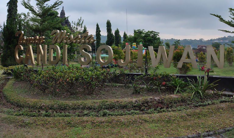 5 Tempat Wisata Dekat Candi Prambanan, Tak Kalah Megah