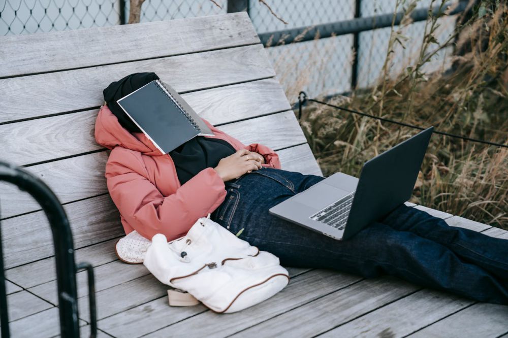 5 Kebiasaan yang Membantumu Berhenti Overworking