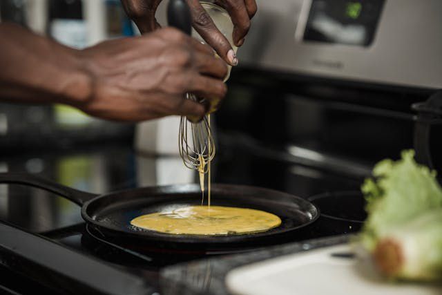 Resep Telur Dadar Pare Praktis dan Pas di Lidah, Pernah Coba?