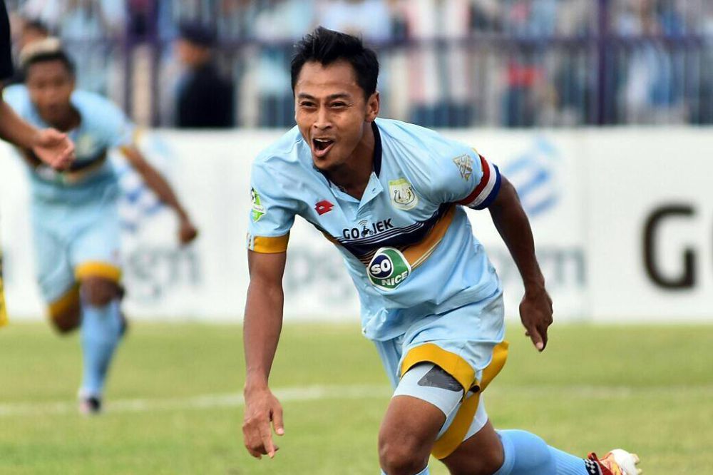 4 Periode Samsul Arif Berkostum Persela Lamongan, Comeback!