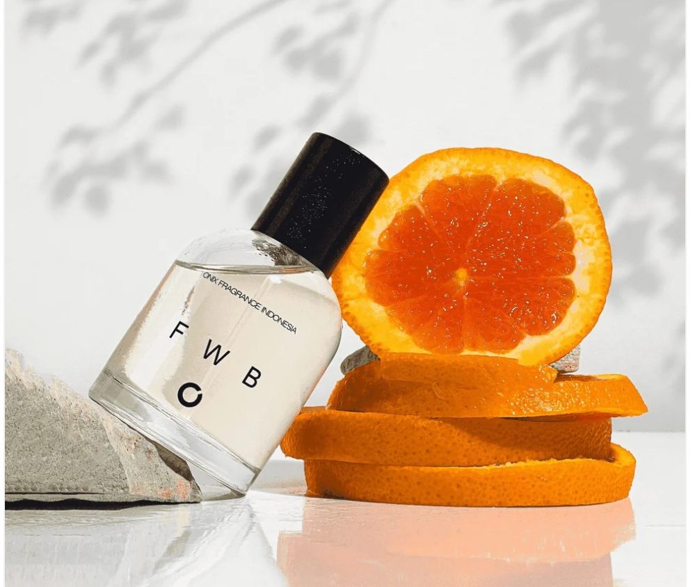 4 Rekomendasi Parfum Cowok Aroma Citrus Kemasan 50ml