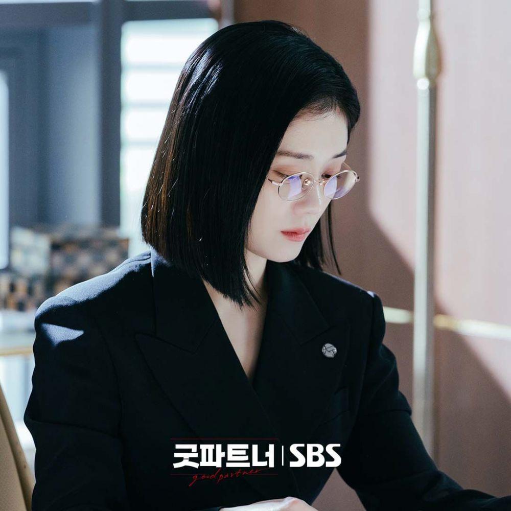 Skill Cha Eun Kyung Sebagai Pengacara di Good Partner