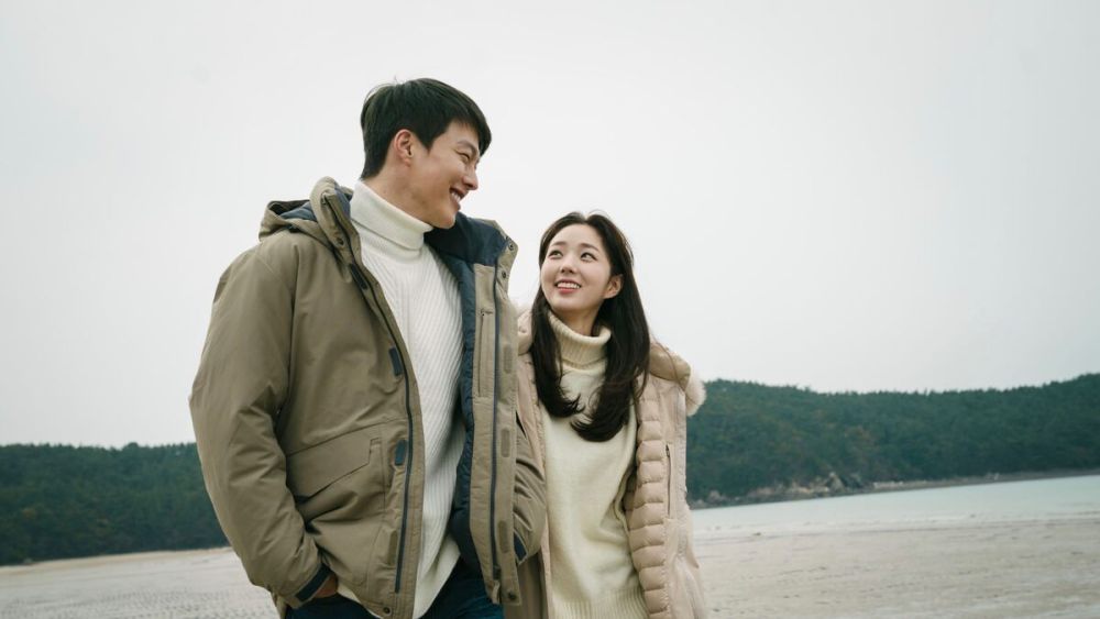 10 Rekomendasi Film Romance Korea Selatan di Netflix, Mengharukan!