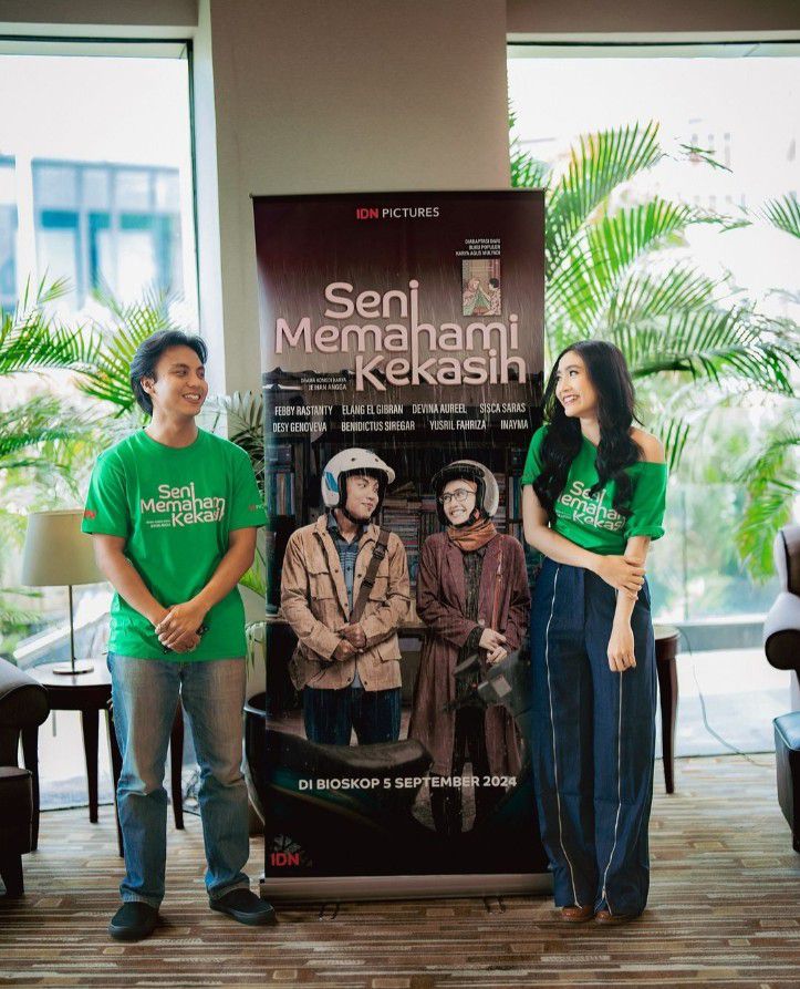 7 Pemain di Film Seni Memahami Kekasih, Karakternya Menarik Semua!