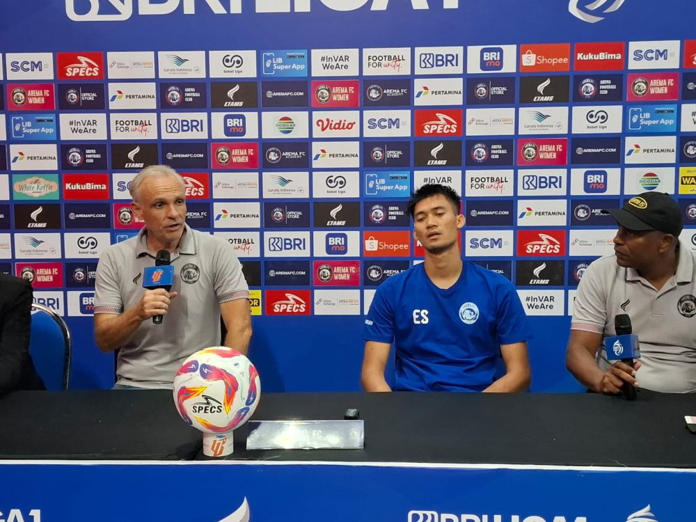 Arema FC Ditahan Dewa United, Debut Joel Cornelli Kurang Meyakinkan