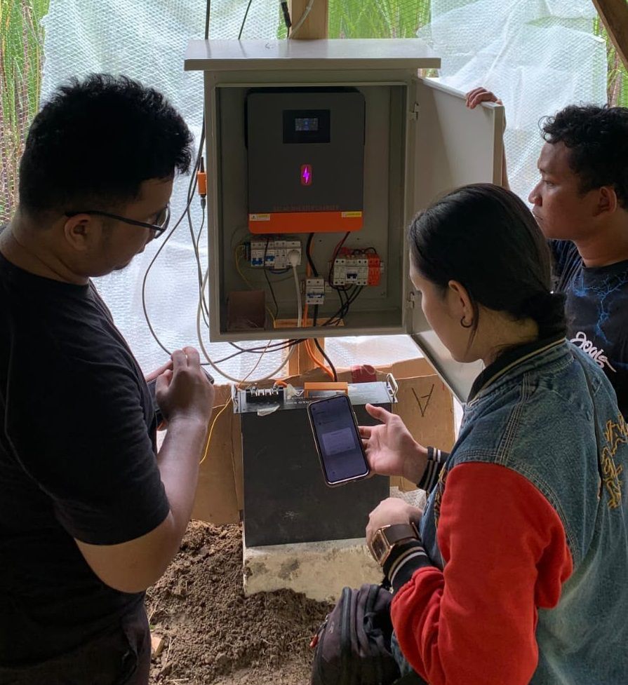 Peneliti UGM Kembangkan Genting Energi Pengganti Panel Surya