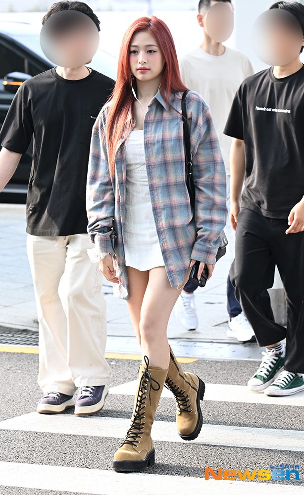 7 Gaya Airport Outfit ala Ahyeon BABYMONSTER, Stylish Kekinian!