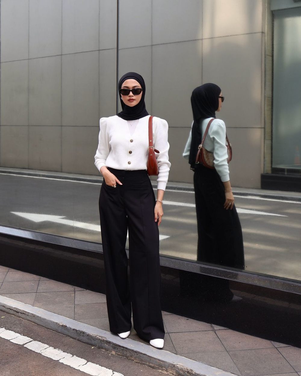 8 OOTD Hijab Business Casual ala Ratu Anditya, Fashionable!