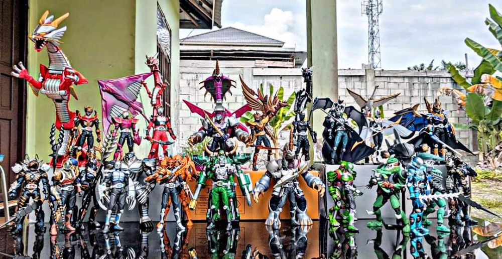 8 Koleksi Karakter Kamen Rider per Seri, Mulai dari Ryuki Hingga Kiva!