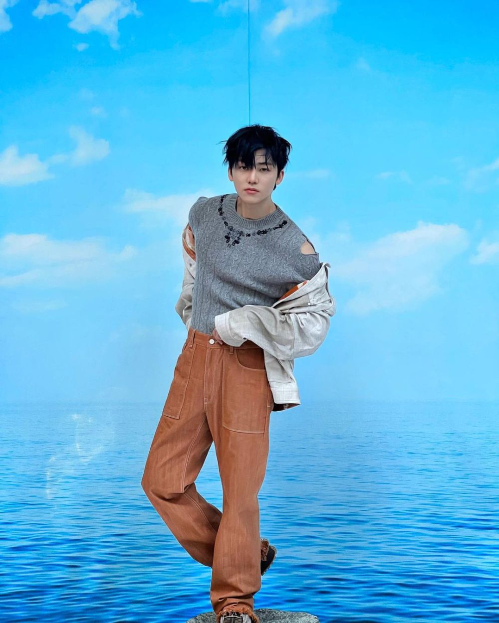 12 Ide Style Layering Outfit ala Jaemin NCT, Keren Maksimal!