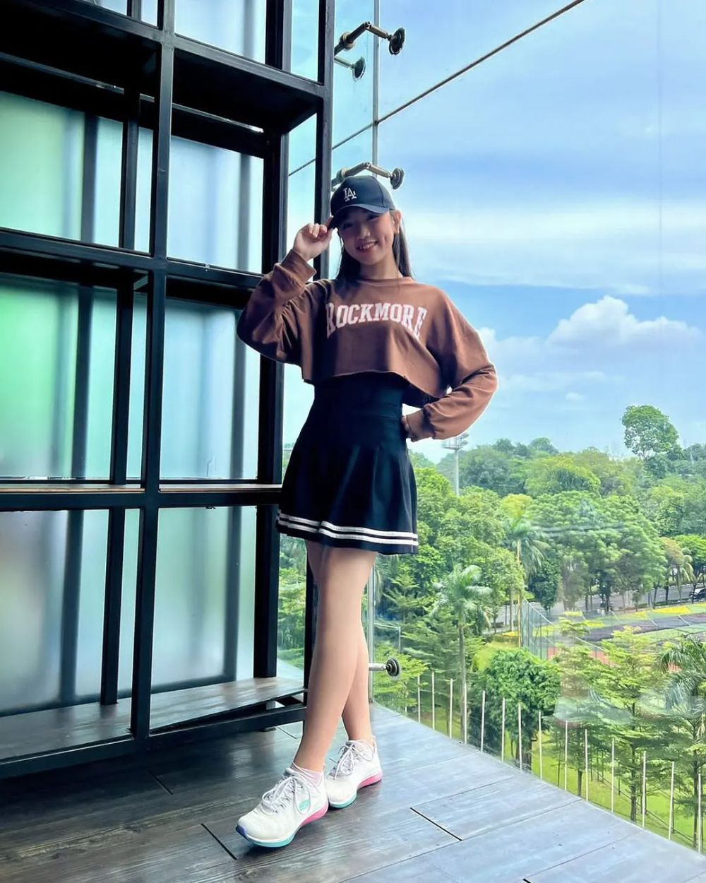 8 Inspirasi Outfit Gracie JKT48, OOTD Remaja yang Effortless