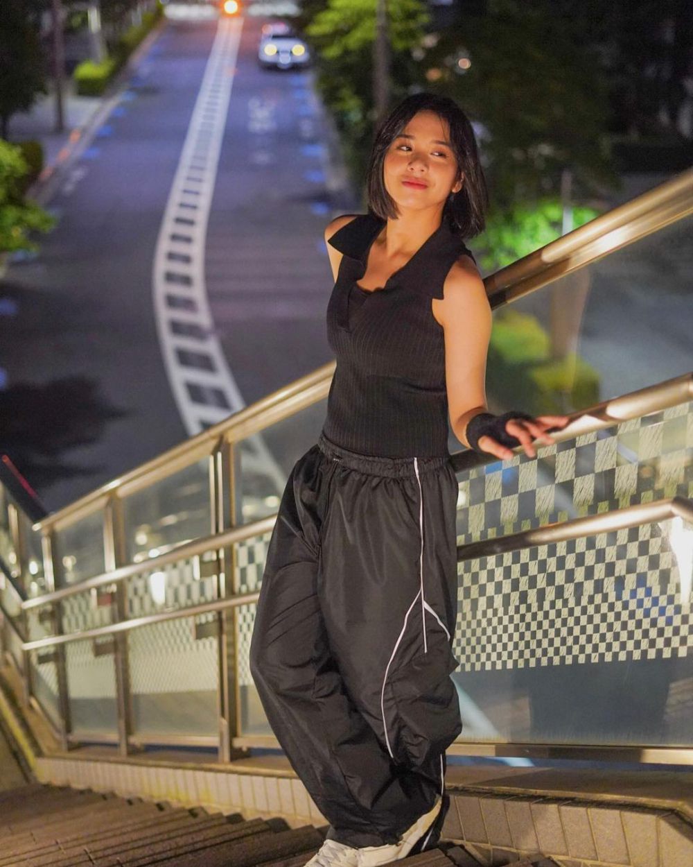 9 Inspirasi OOTD ala Zee JKT48, Casual Edgy!