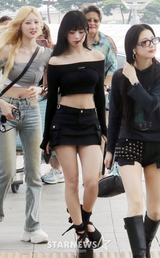 7 Gaya Airport Outfit ala Ahyeon BABYMONSTER, Stylish Kekinian!