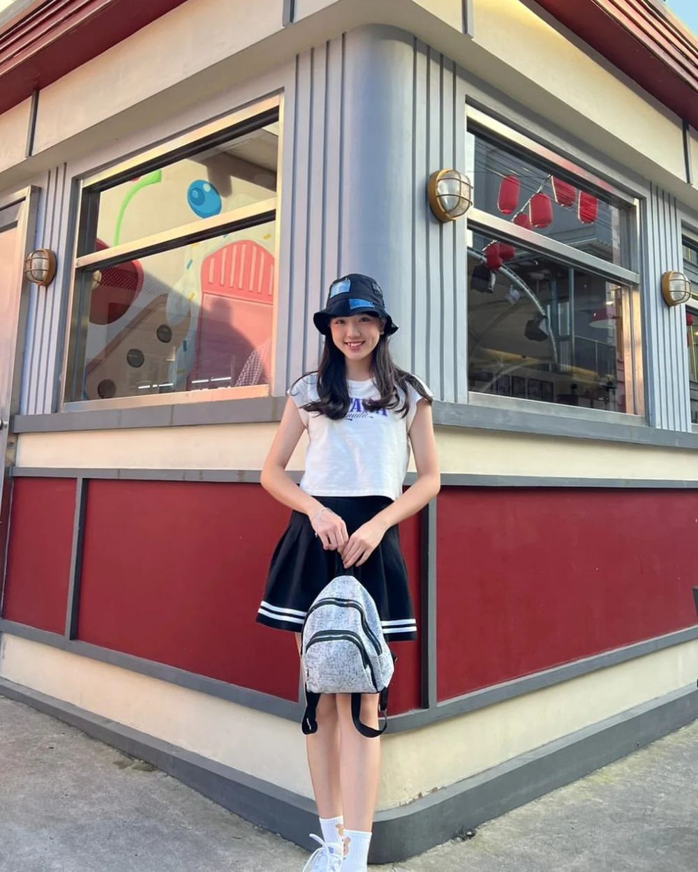 8 Inspirasi Outfit Gracie JKT48, OOTD Remaja yang Effortless