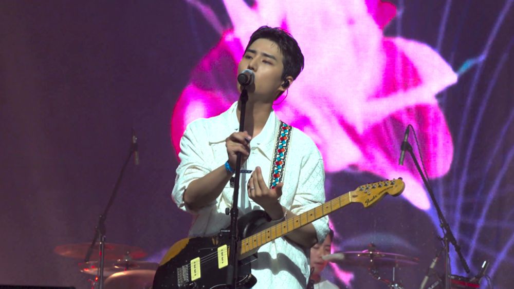 10 Ide Outfit Ngeband ala Young K Day6, Keren Tiada Dua!