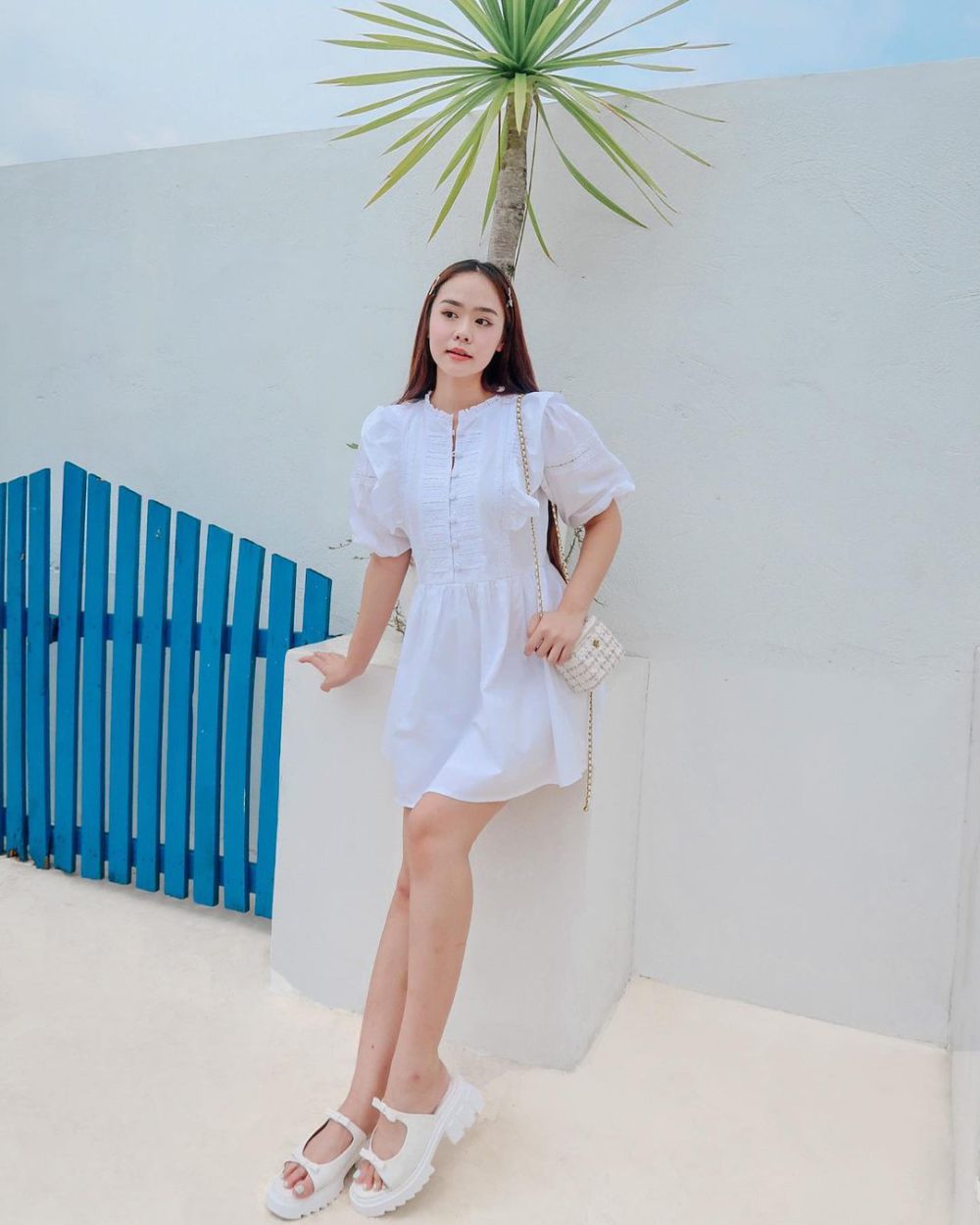 7 Koleksi White Dress ala Cindy Utama, Pretty and Classy!