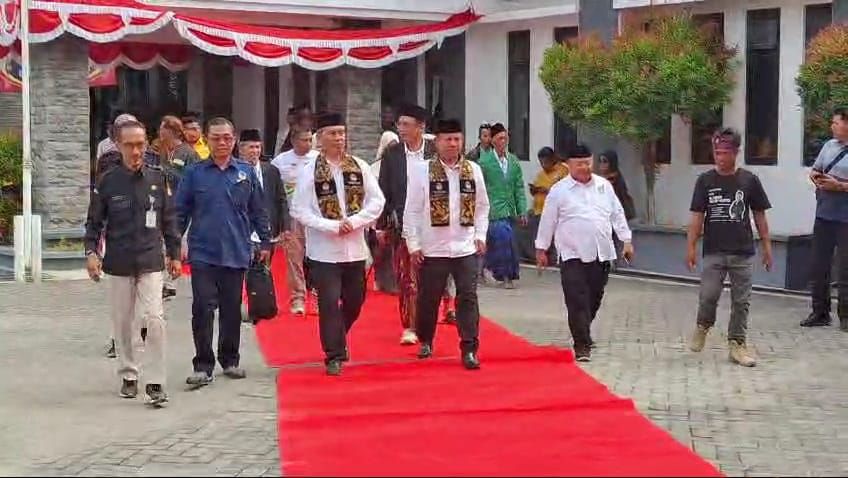 Pernah Bersama, Dua Paslon Cabup-Cawabup Madiun Mendaftar ke KPU