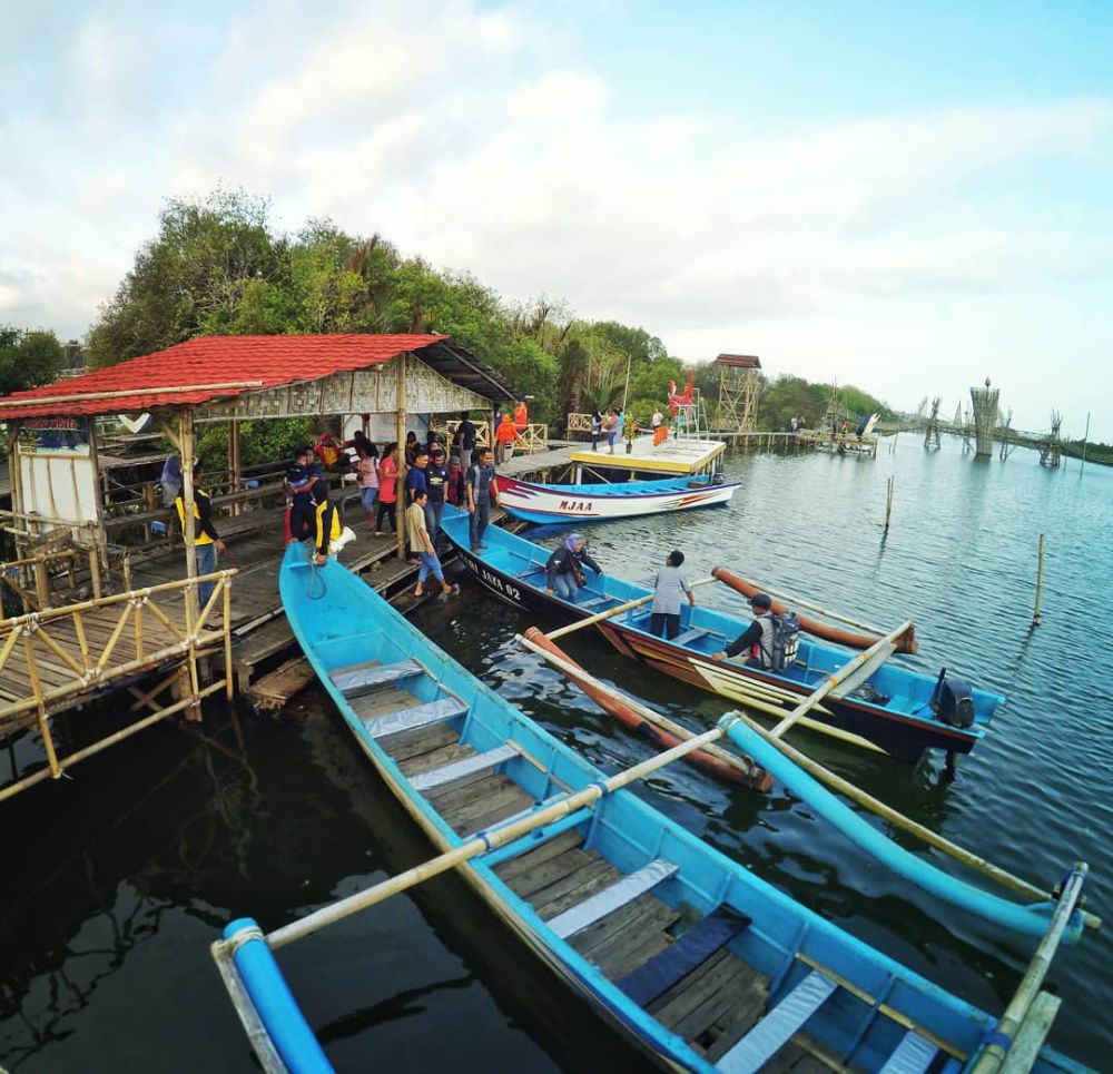 Siswa SMK Penerbangan Kartika Semarang Diajak Magang di Bandara Ahmad Yani