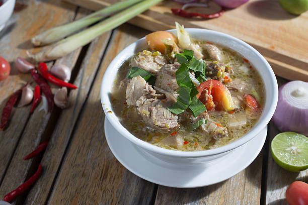 6 Kedai Sop Buntut di Sidoarjo, Kuahnya Segar